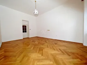 Prodej bytu 2+kk, Praha - Smíchov, Klicperova, 57 m2