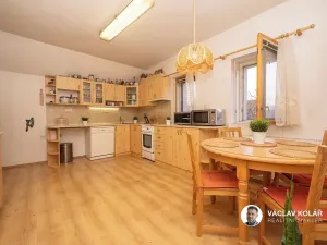 Prodej rodinného domu, Stěžery, Lipová, 196 m2