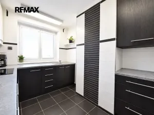 Prodej bytu 3+1, Milovice, Dukelská, 72 m2