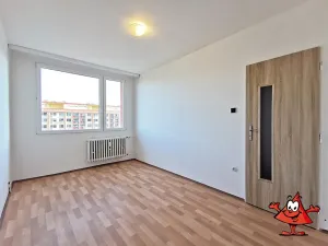 Pronájem bytu 3+1, Praha - Kobylisy, Famfulíkova, 66 m2