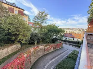 Pronájem bytu 2+kk, Praha - Břevnov, Šlikova, 78 m2