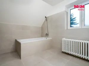 Prodej rodinného domu, Praha - Horní Počernice, Jasenná, 292 m2