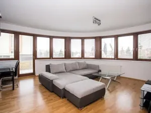 Pronájem bytu 3+kk, Praha, Pražská, 82 m2