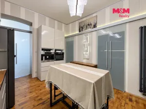 Prodej bytu 3+1, Praha - Žižkov, Víta Nejedlého, 78 m2