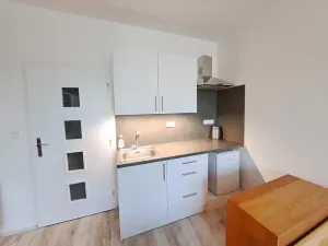 Pronájem bytu 1+kk, Zlín, Větrná, 27 m2