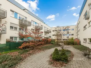 Prodej bytu 2+kk, Praha - Hostavice, U Hostavického potoka, 55 m2