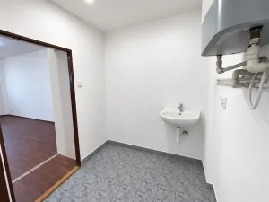 Pronájem kanceláře, Opava, Na Rybníčku, 32 m2