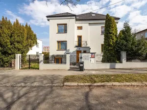 Prodej bytu 2+kk, Praha - Lhotka, K Novému dvoru, 64 m2
