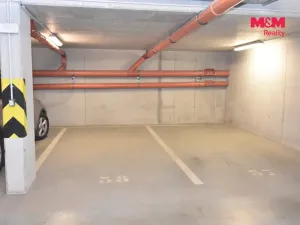 Pronájem garážového stání, Brandýs nad Labem-Stará Boleslav, Fakultní, 11 m2