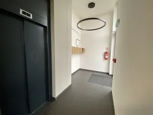 Pronájem bytu 3+kk, Praha - Kbely, Plzákova, 137 m2