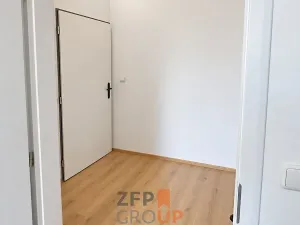 Pronájem kanceláře, Praha - Zbraslav, K Radotínu, 76 m2