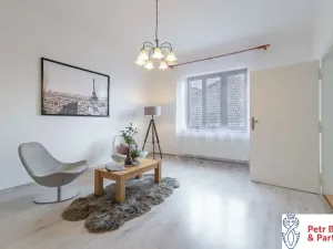 Pronájem bytu 3+1, Rakovník, Husovo náměstí, 95 m2