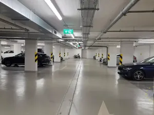Pronájem garáže, Praha - Libeň, Kurta Konráda, 15 m2
