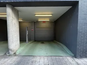 Pronájem garáže, Praha - Libeň, Kurta Konráda, 17 m2