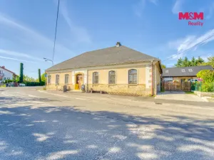 Prodej obchodního prostoru, Hradec Králové - Svinary, Podhůrská, 633 m2