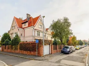 Pronájem rodinného domu, Praha - Dejvice, Hermelínská, 230 m2