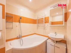 Prodej bytu 3+1, Chrudim - Chrudim III, Fibichova, 74 m2