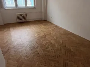 Pronájem bytu 2+1, Pardubice, Sladkovského, 75 m2
