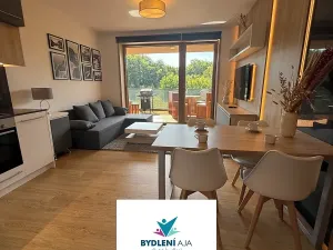 Prodej bytu 2+kk, Slaný, Lázeňská, 54 m2