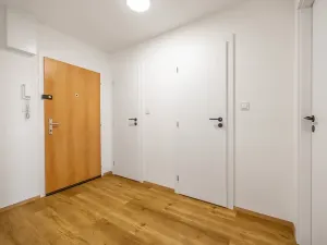 Prodej bytu 2+kk, Praha - Letňany, Bohumínská, 42 m2