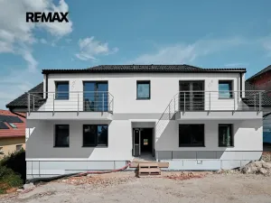 Prodej bytu 3+kk, Praha - Zbraslav, Lesáků, 74 m2