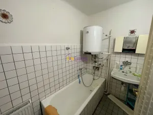 Prodej rodinného domu, Kostelec nad Labem, nám. Pod Martinem, 100 m2