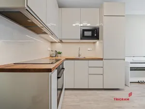Prodej bytu 2+kk, Praha - Dolní Měcholupy, Honzíkova, 54 m2