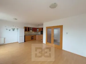 Pronájem bytu 2+kk, Strančice, K Pískovně, 52 m2