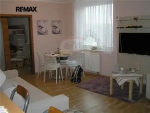 Pronájem bytu 3+1, Praha - Stodůlky, Sluneční náměstí, 90 m2