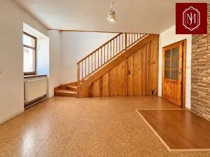 Pronájem bytu 3+1, Kunžak, Hradecká, 105 m2