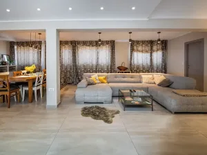 Prodej bytu 6+kk a větší, Medulin, Chorvatsko, 250 m2