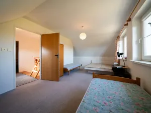 Prodej rodinného domu, Římov, 195 m2