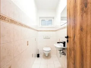 Prodej rodinného domu, Květnice, V Zelených, 187 m2
