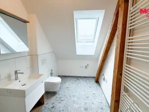 Pronájem bytu 3+kk, Nový Bor, Sklářská, 85 m2