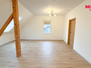Pronájem bytu 3+kk, Nový Bor, Sklářská, 85 m2