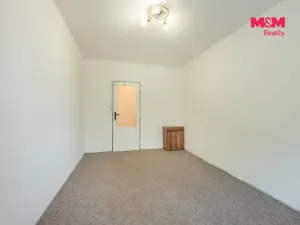 Pronájem bytu 2+1, Praha - Kobylisy, Košťálkova, 55 m2
