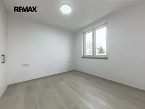 Pronájem bytu 2+kk, Kladno, Veleslavínova, 39 m2