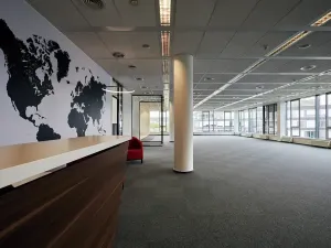 Pronájem kanceláře, Praha - Jinonice, Radlická, 2500 m2