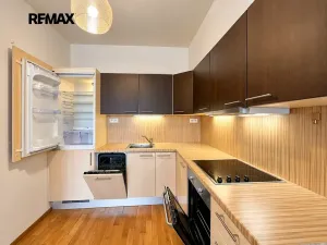 Pronájem bytu 2+kk, Praha - Hostivař, Pražská, 54 m2