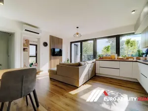 Prodej bytu 3+kk, Otrokovice, Spojovací, 67 m2