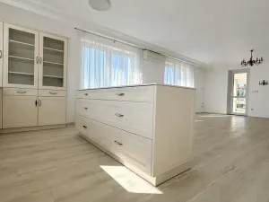 Pronájem vily, Zlín, 574 m2