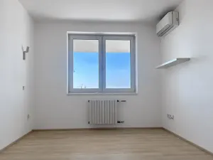 Pronájem vily, Zlín, 574 m2