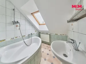 Prodej chalupy, Bernartice, 226 m2