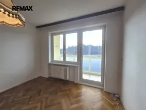 Pronájem bytu 3+1, Praha - Čakovice, Radbuzská, 85 m2