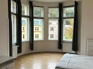 Pronájem bytu 2+kk, Praha - Karlín, Kubova, 65 m2