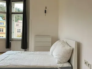 Pronájem bytu 2+kk, Praha - Karlín, Kubova, 65 m2