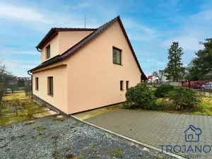 Prodej rodinného domu, Benešov, Nezvalova, 250 m2
