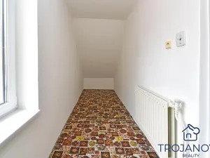 Prodej rodinného domu, Benešov, Nezvalova, 250 m2