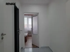 Pronájem bytu 3+1, Praha - Modřany, Botevova, 72 m2