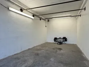 Pronájem garáže, Zlín, Boněcko I, 18 m2